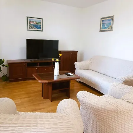 Katarina Apartment *
